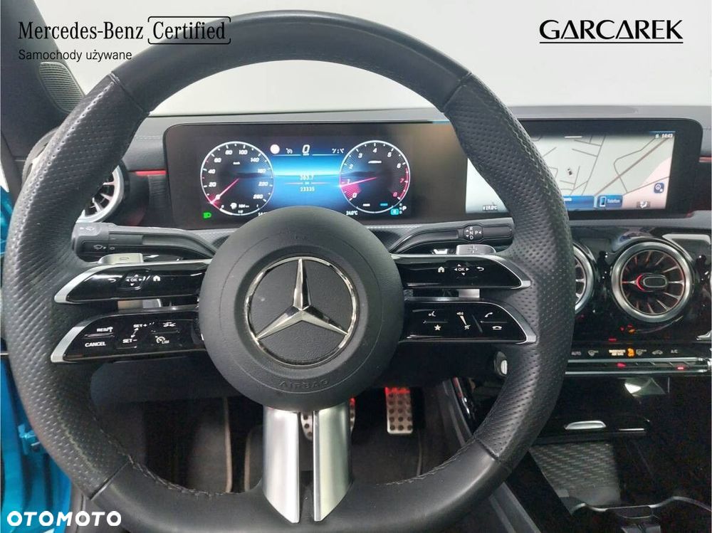 Mercedes-Benz CLA - 16