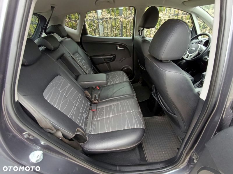 Kia Venga 1.4 CRDi 90 ISG Edition 7 - 12