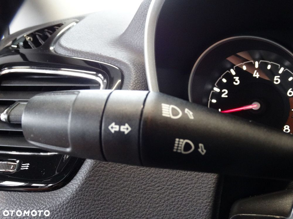 Jeep Compass - 16