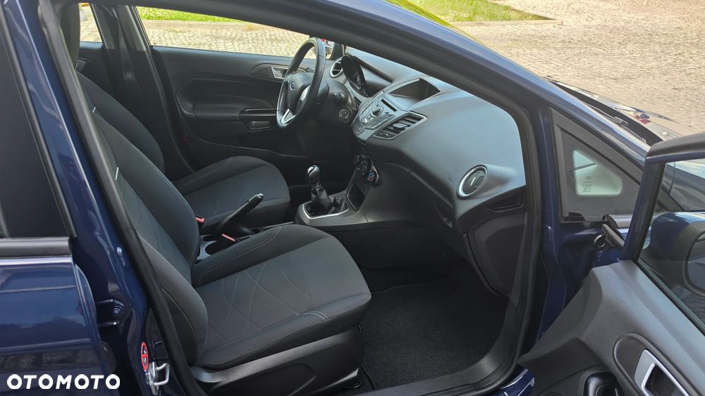 Ford Fiesta 1.25 Celebration - 7