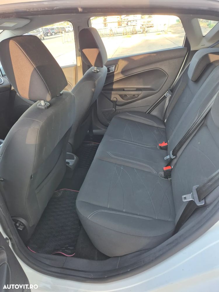 Ford Fiesta 1.5 TDCi Trend - 12