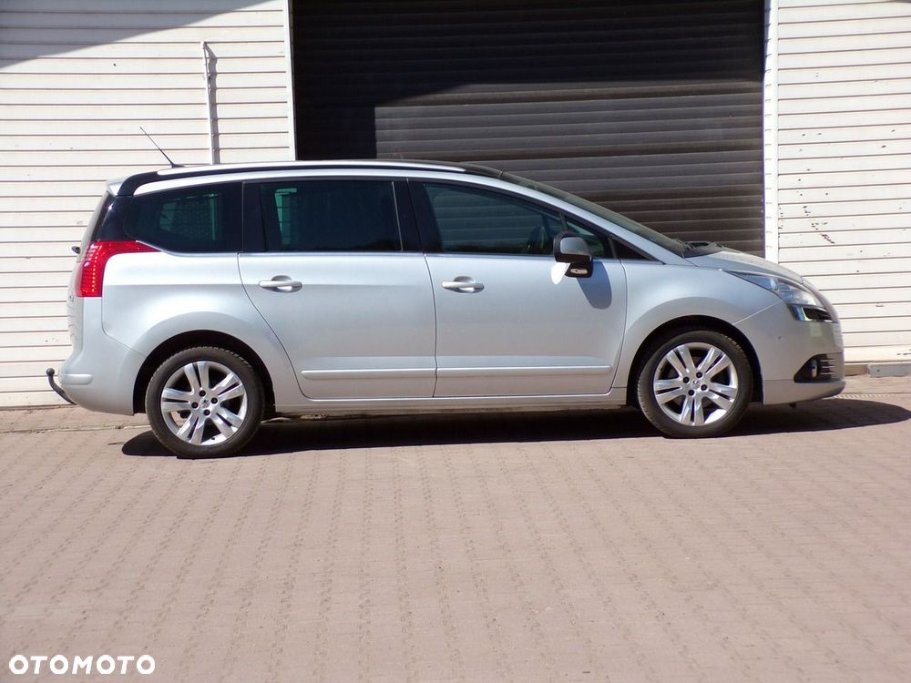 Peugeot 5008 - 4