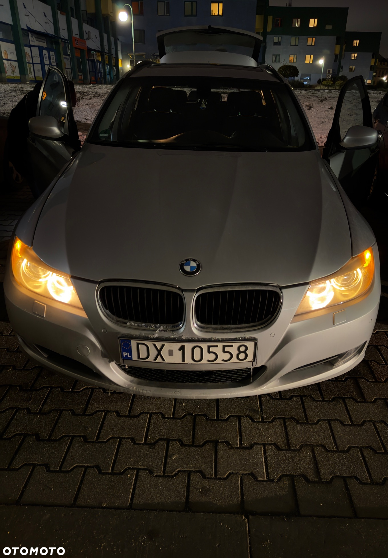 BMW Seria 3 318d - 15