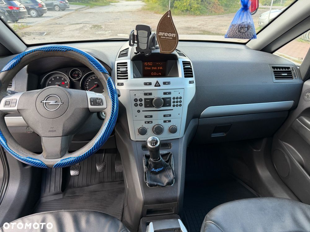 Opel Zafira 1.8 Family Plus - 8