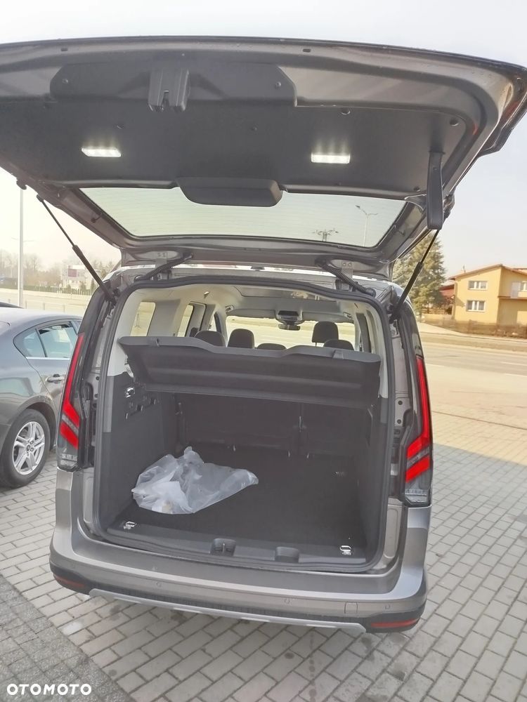 Ford Tourneo Connect Grand 2.0 EcoBlue Active - 13