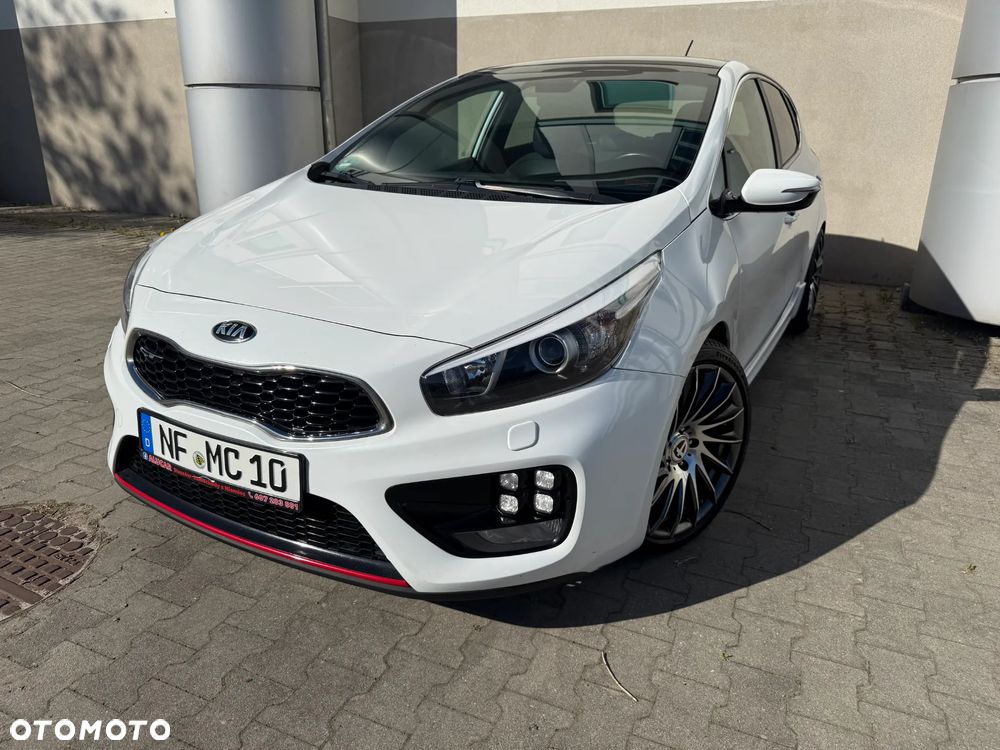 Kia Ceed 1.6 T-GDI GT-Track - 9