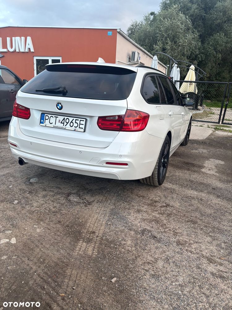 BMW Seria 3 320d - 5