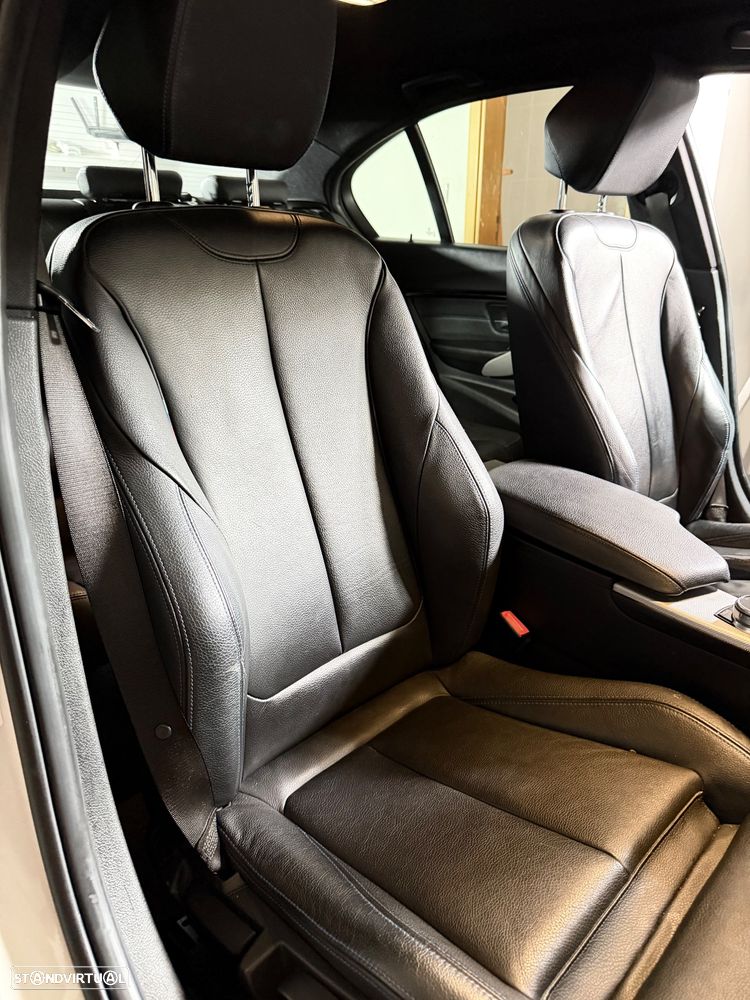 BMW 320 d Aut. xDrive Edition M Sport Shadow - 12