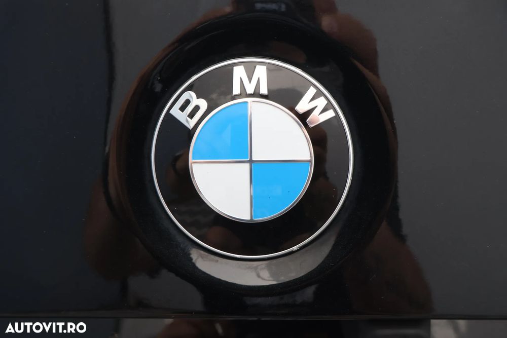 BMW Seria 3 320d Efficient Dynamic Edition Aut. - 33