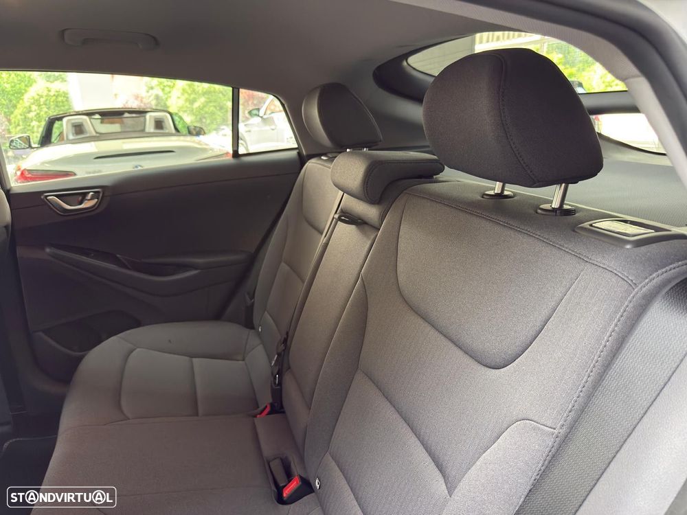 Hyundai Ioniq 1.6 GDI PHEV Pack Plus - 45
