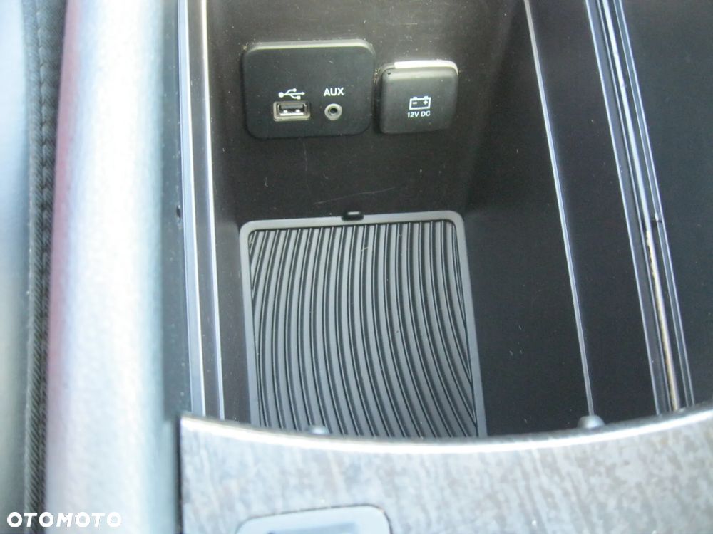 Chrysler 200 - 28