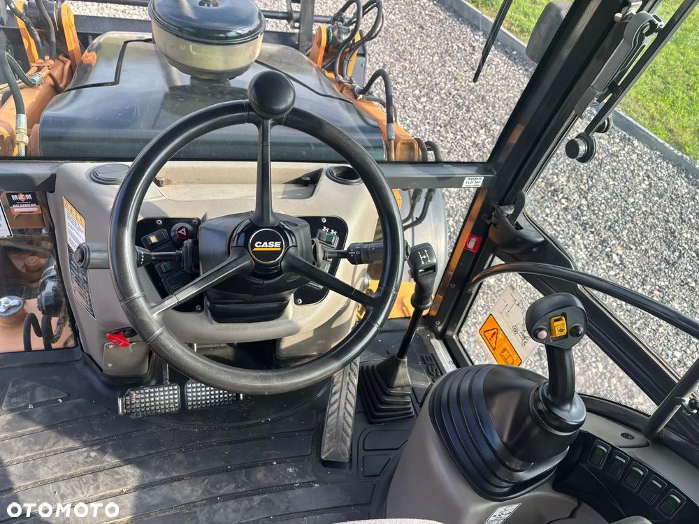 Case 580T - 3