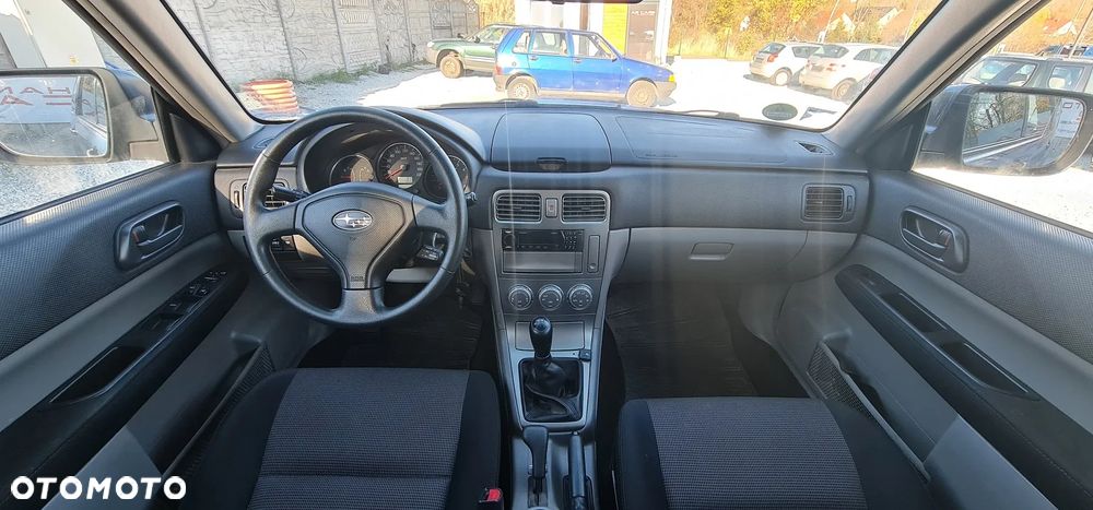 Subaru Forester 2.0X Trend - 23