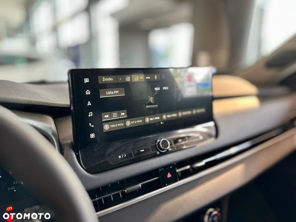 Mitsubishi Outlander - 23