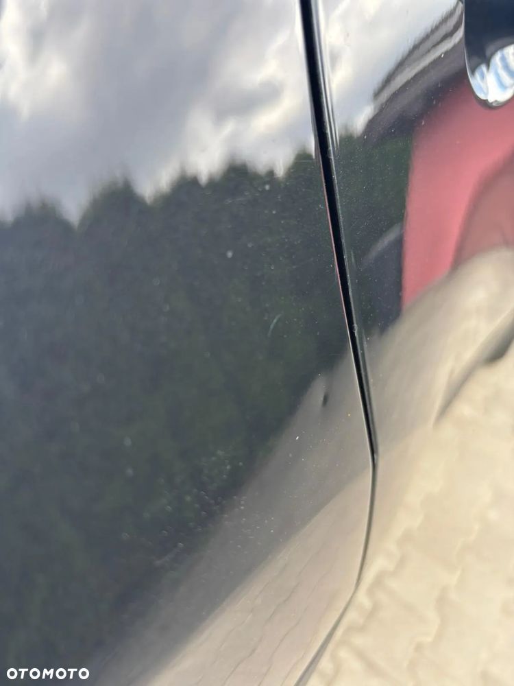 Kia Sportage 2.0 L - 10