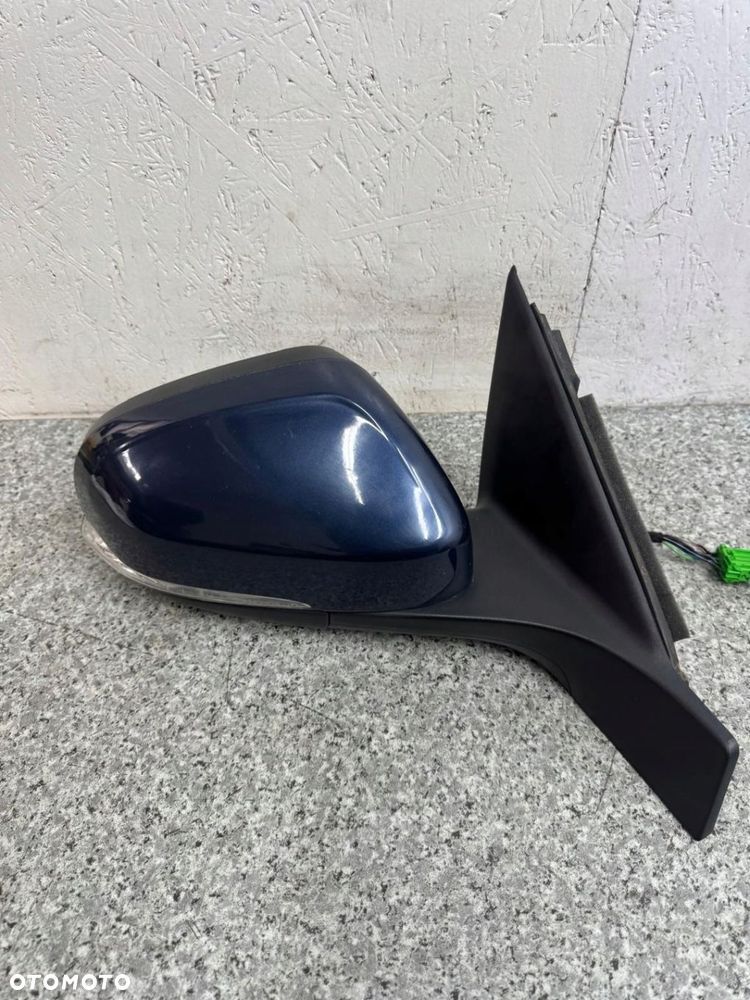 LUSTERKO PRAWY PRZÓD 10 PIN VOLVO V70 III 2012- LIFT