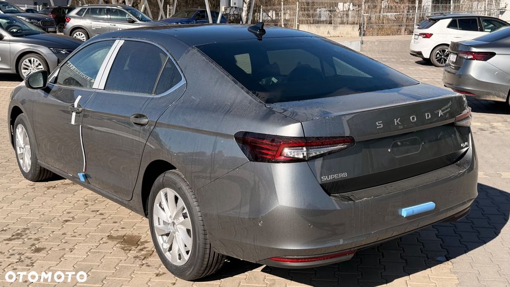 Skoda Superb 2.0 TDI SCR 4x4 Edition 130 DSG - 6