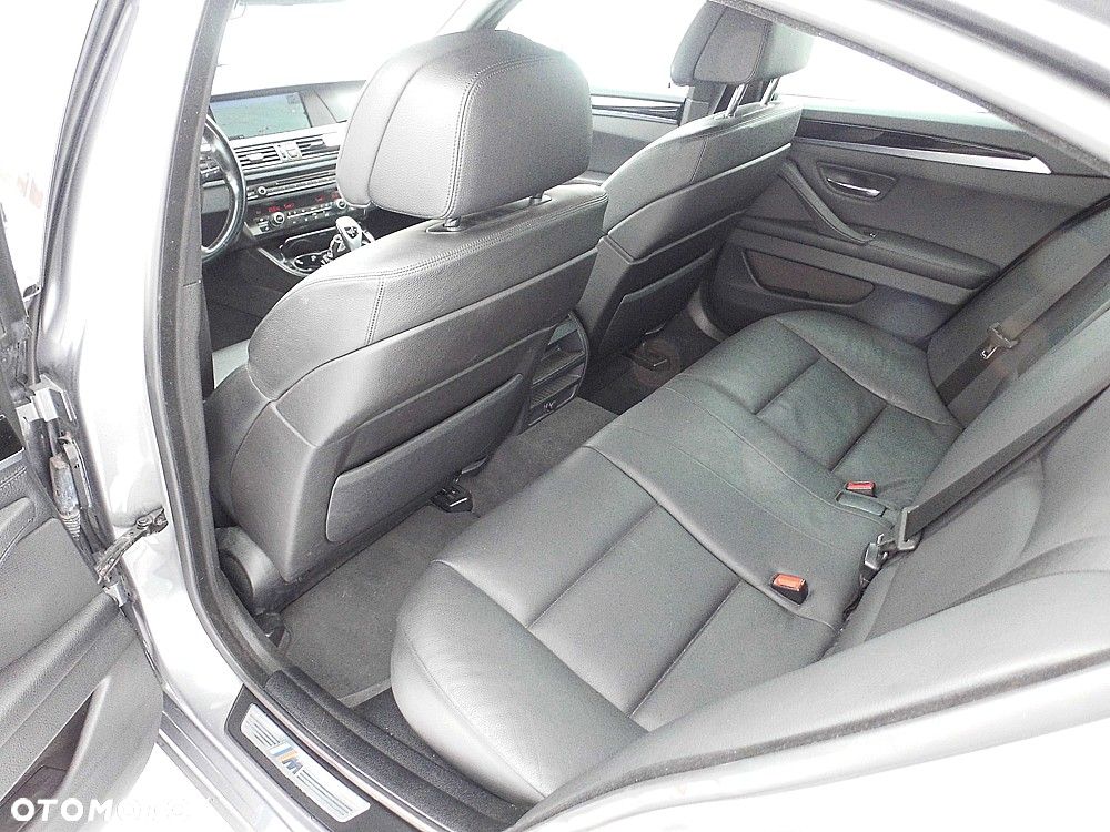 BMW Seria 5 535d xDrive Sport-Aut - 7