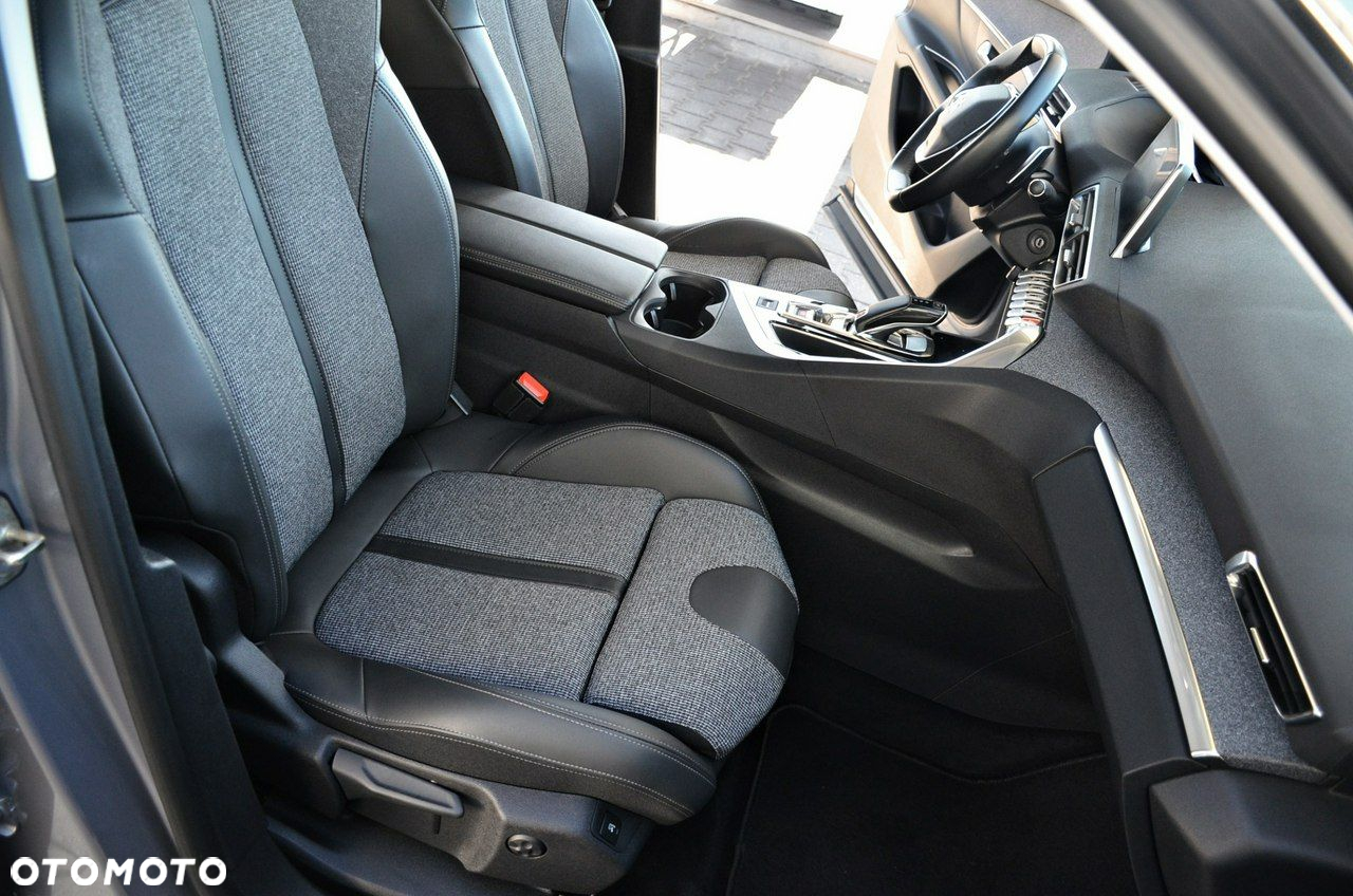 Peugeot 3008 - 26