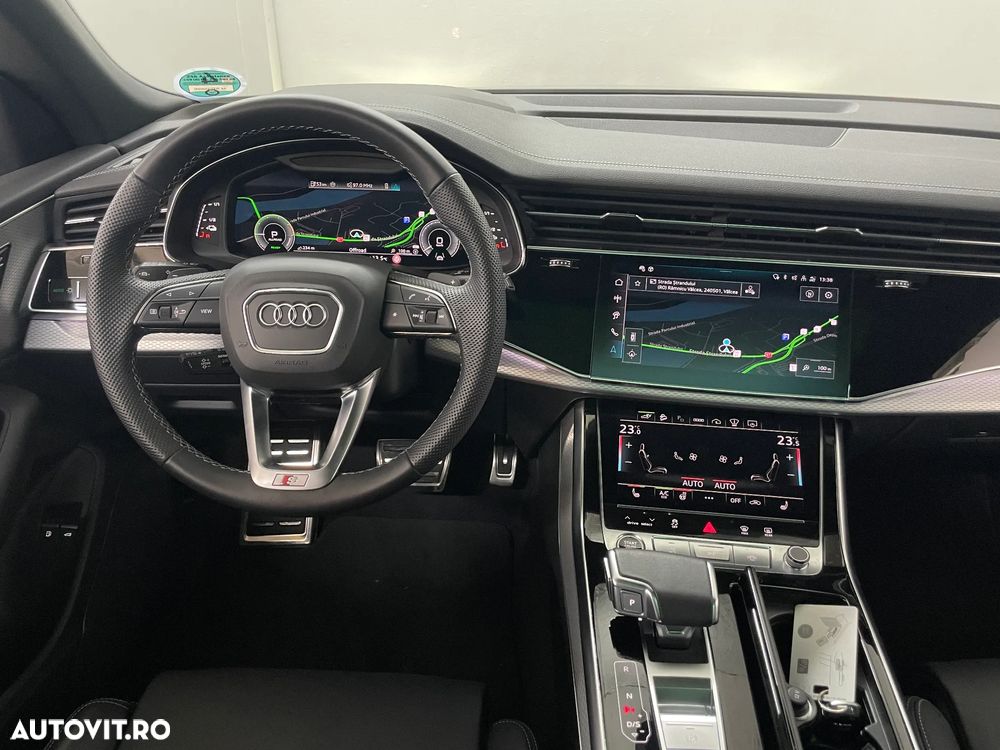 Audi Q8 SUV TFSI e quattro 290 kW tiptronic - 26