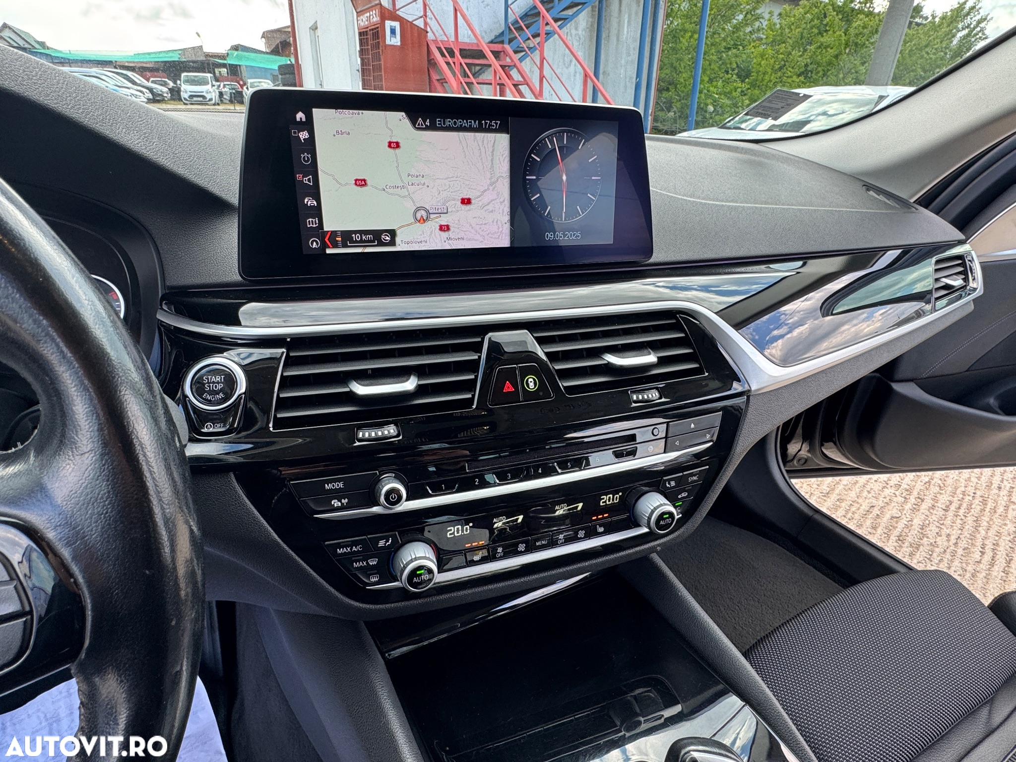 BMW Seria 5 520d Touring Aut. Sport Line - 25