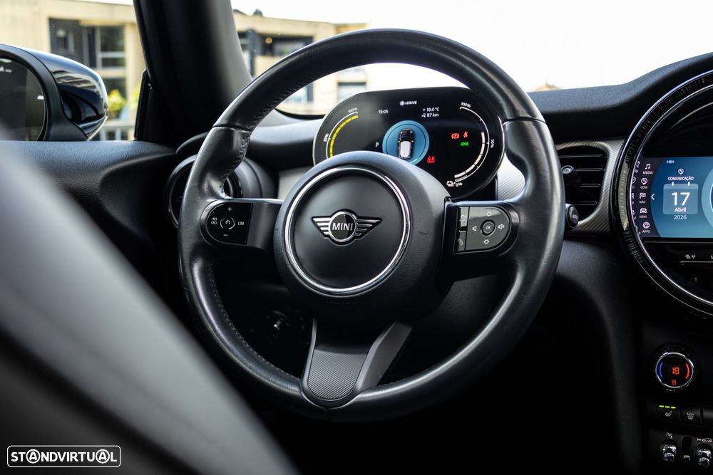 MINI 3 Portas Cooper E Classic S - 16