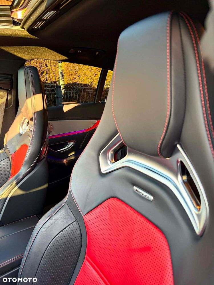 Mercedes-Benz GLC AMG 63 S 4Matic+ AMG Speedshift MCT 9G - 21