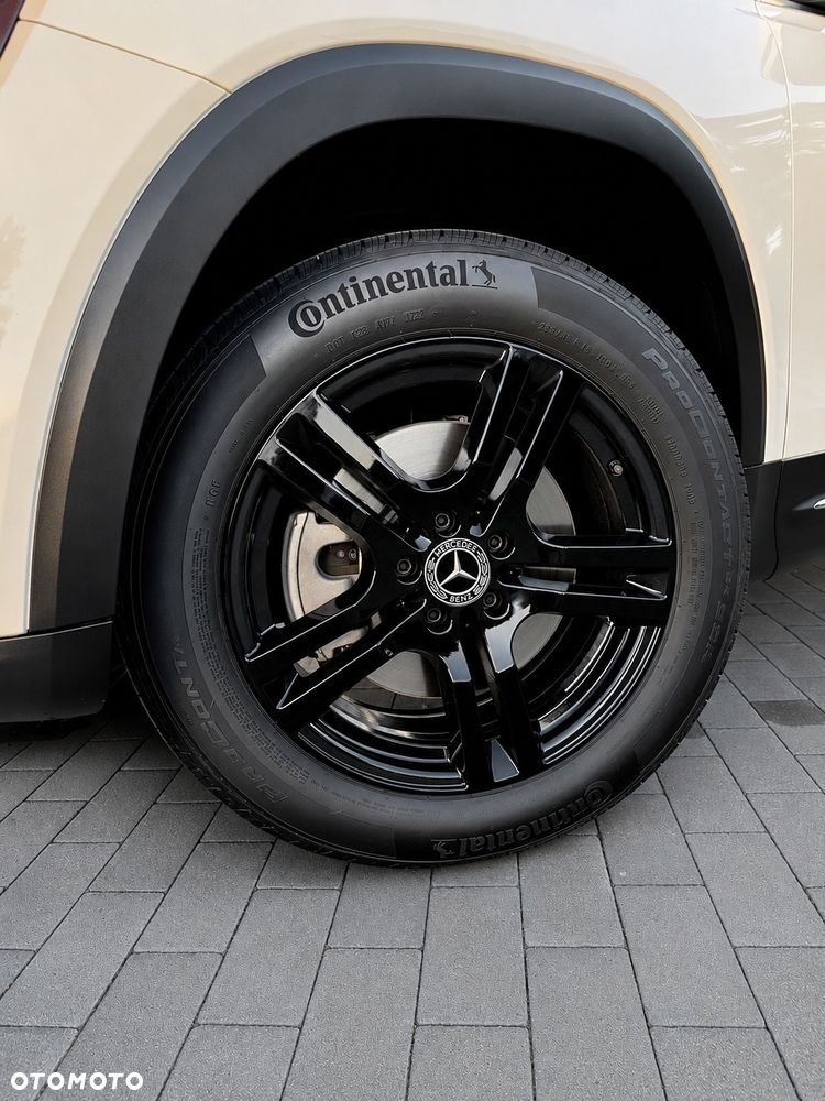 Mercedes-Benz GLB 250 4-Matic 8G-DCT - 13