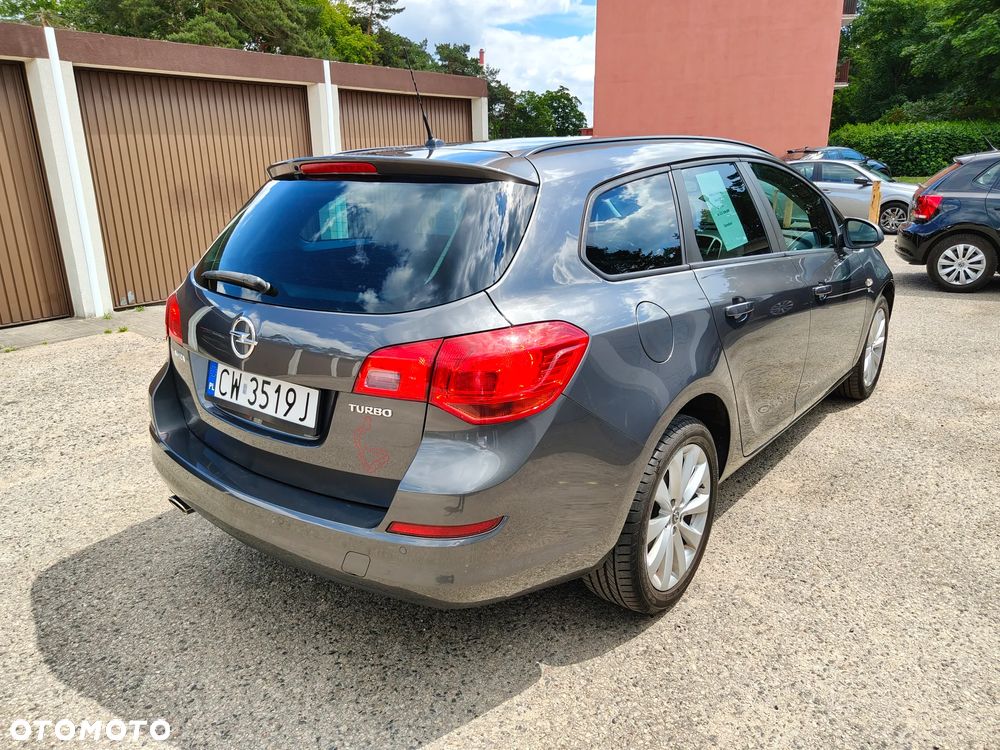 Opel Astra 1.4 Turbo - 9