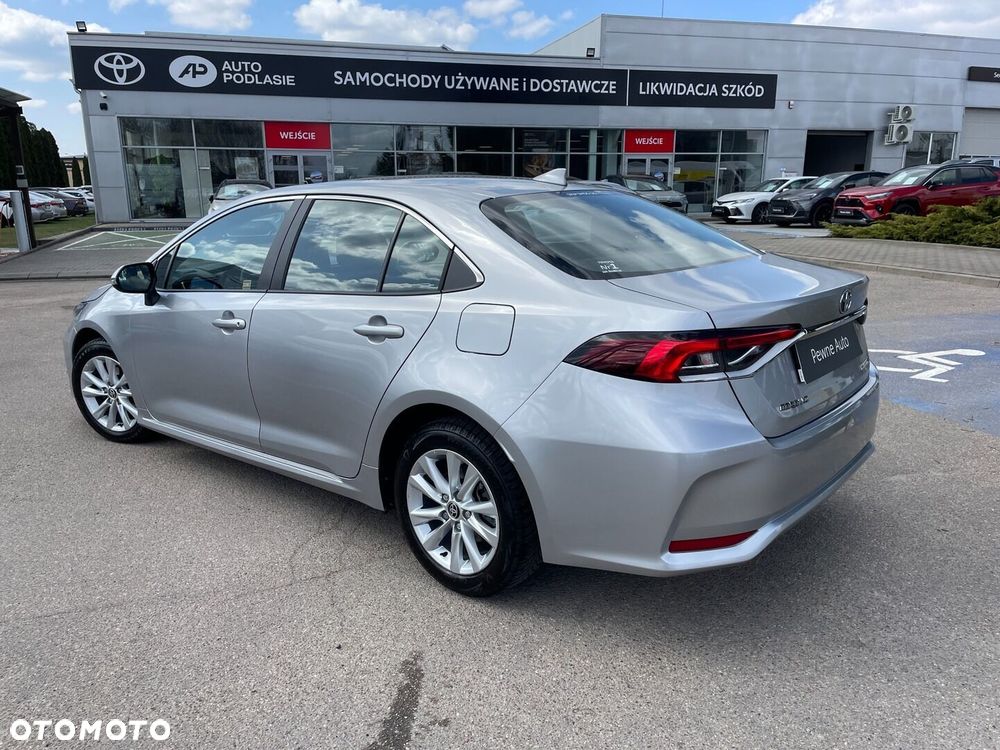 Toyota Corolla 1.8 Hybrid Comfort - 28