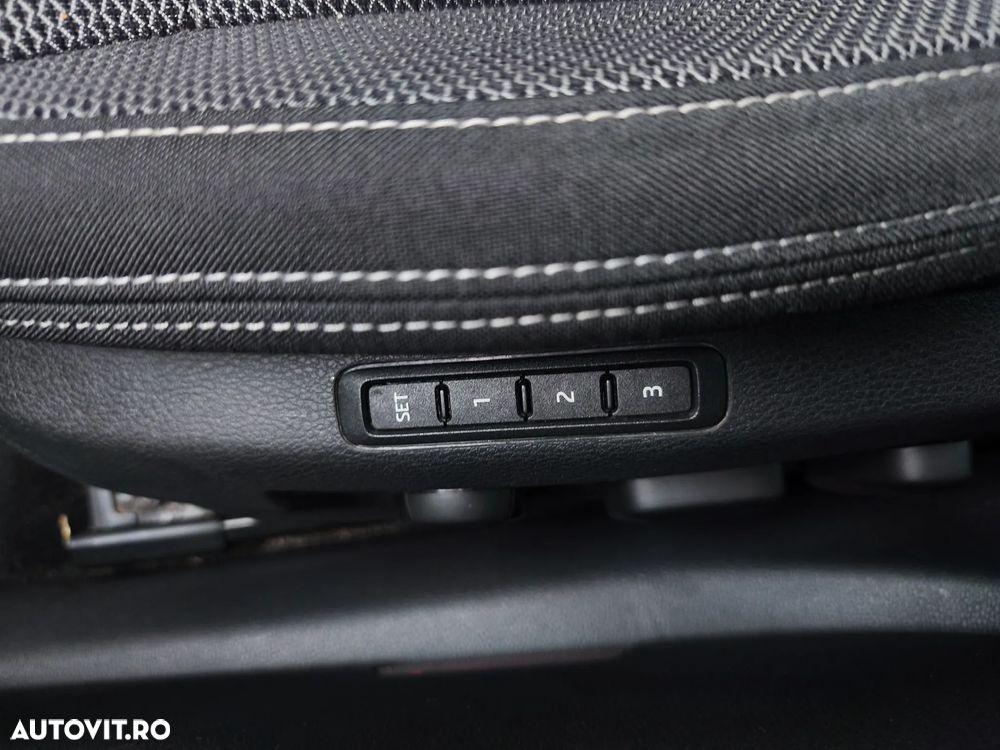 Skoda Superb 2.0 TDI DSG Style - 20