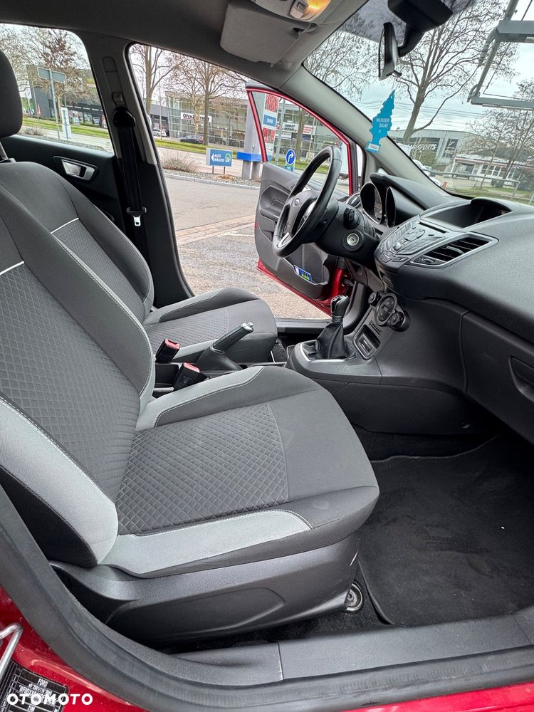 Ford Fiesta - 11