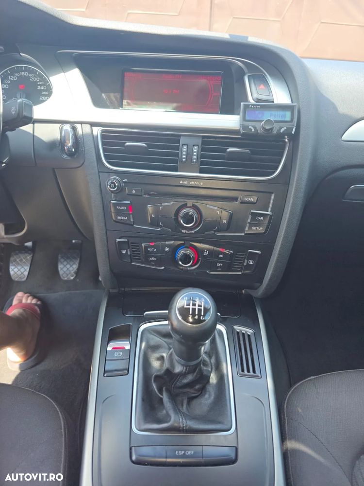 Audi A4 2.0 TDI B8 - 12