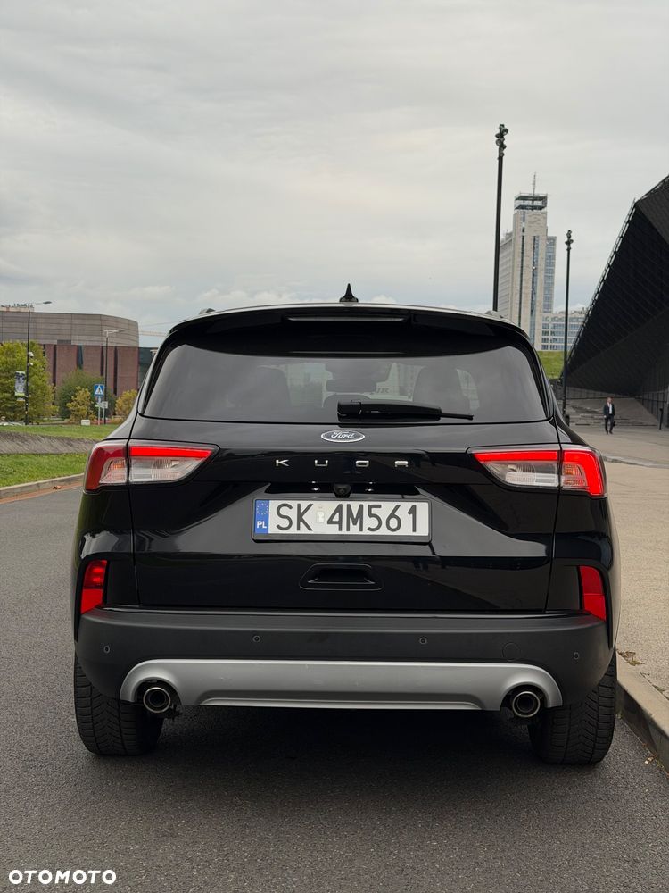 Ford Kuga - 8