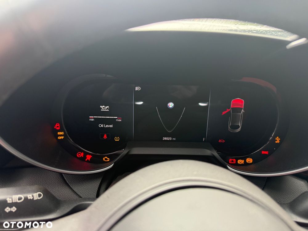 Alfa Romeo Giulia 2.0 Turbo 16V AT8 Veloce - 12