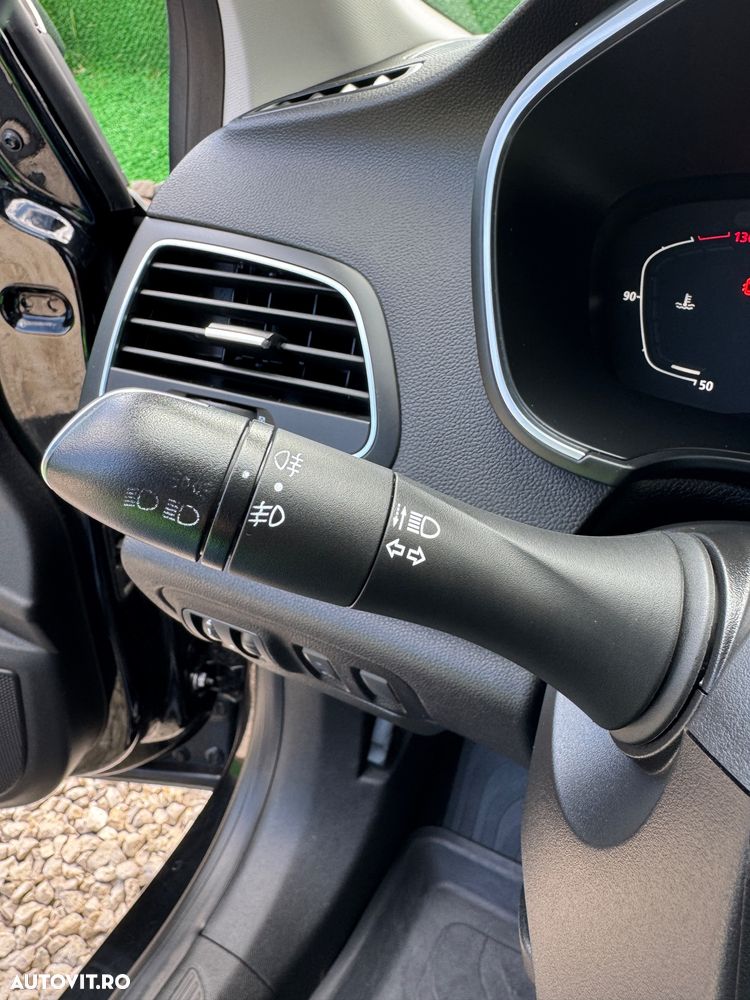 Renault Megane Blue dCi 116 Intens - 18