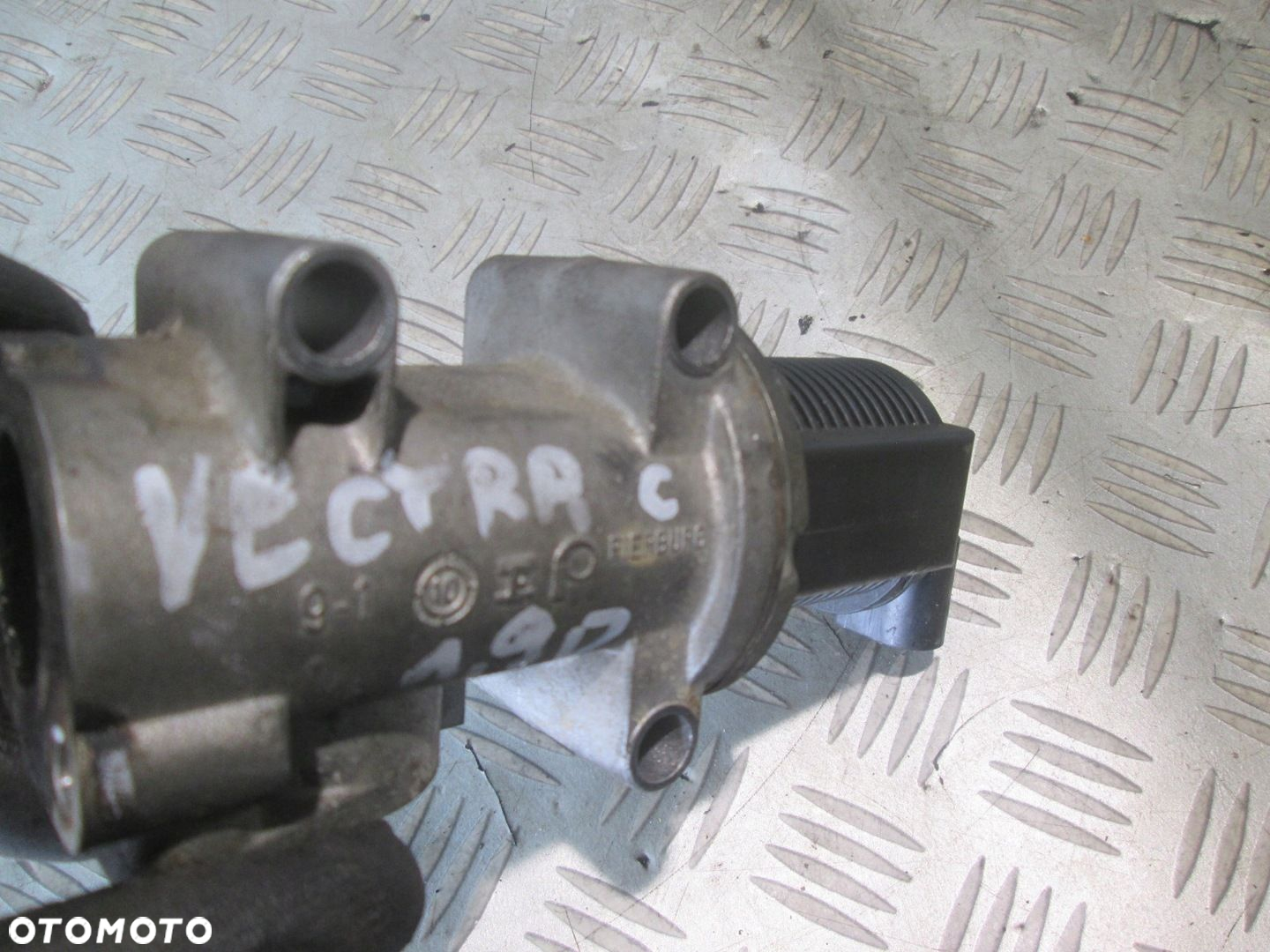 ZAWÓR EGR OPEL VECTRA C 1.9 CDTI 50024005 - 2