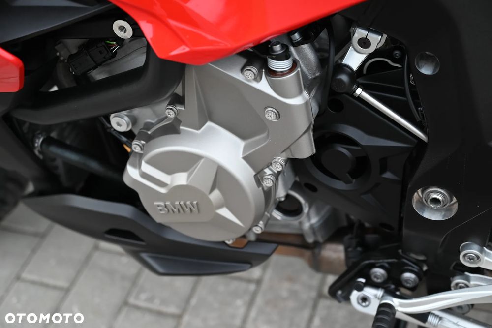 BMW XR - 22