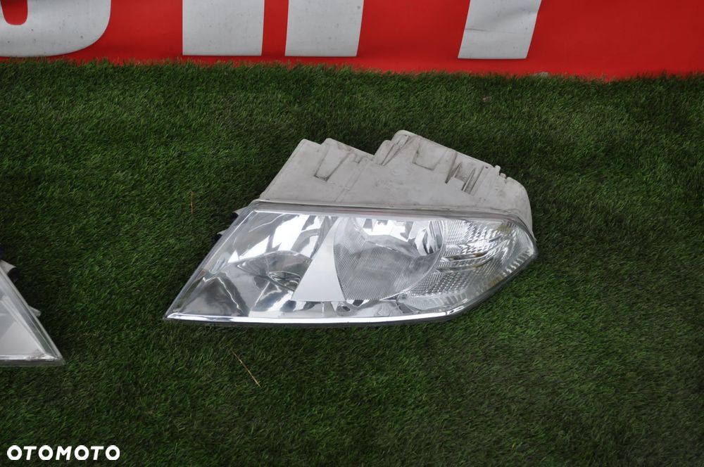 skoda octavia II lampa prawa WYSYŁKA - 2