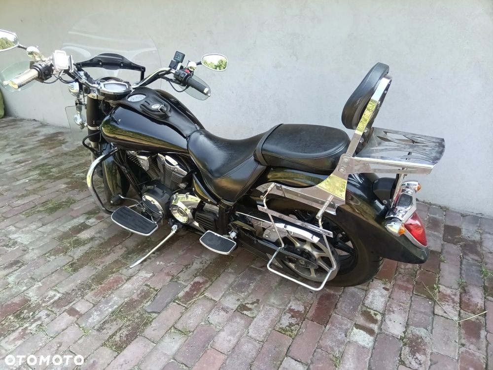 Yamaha XVS - 4