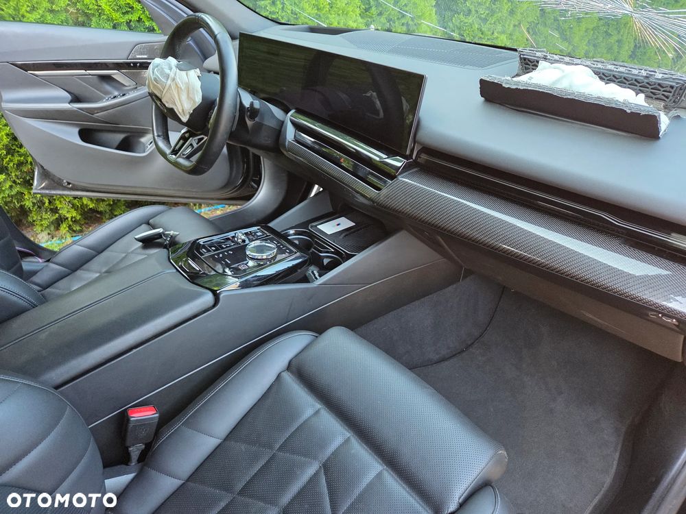 BMW Seria 5 520i M Sport Edition - 14