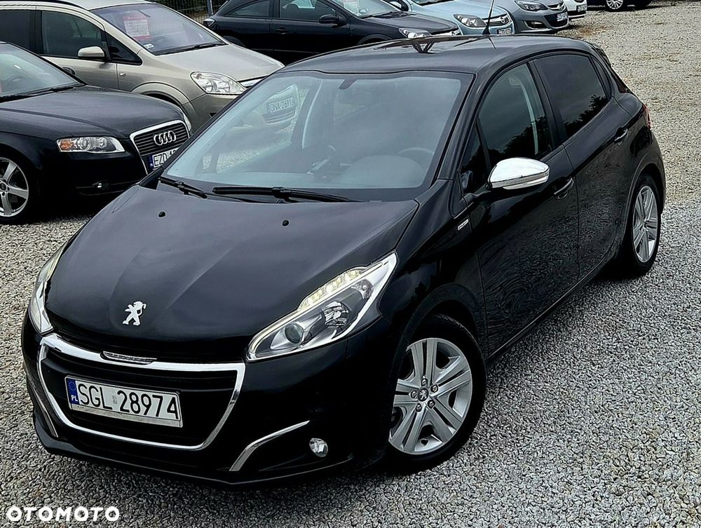 Peugeot 208 - 32