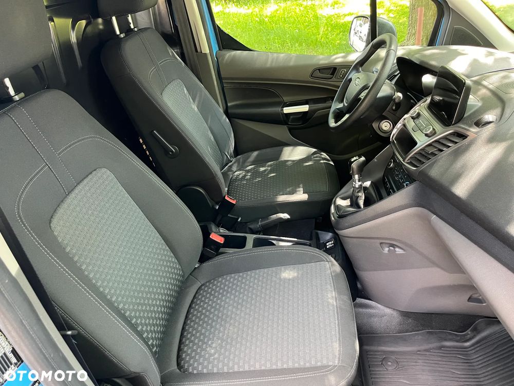 Ford Transit Connect - 14