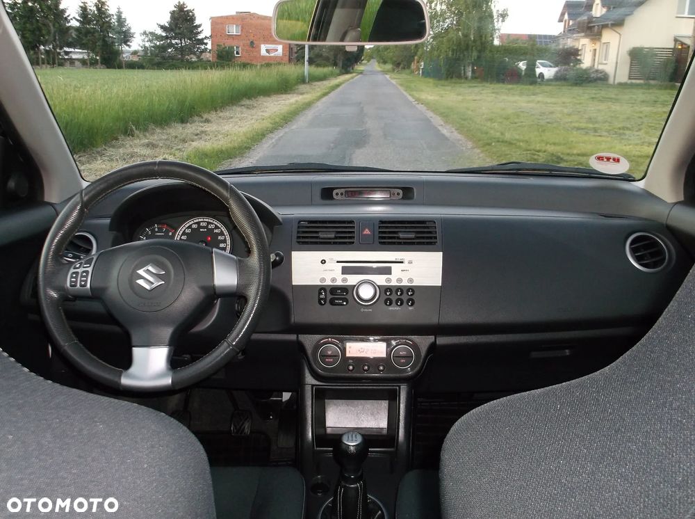 Suzuki Swift 1.3 Comfort - 12