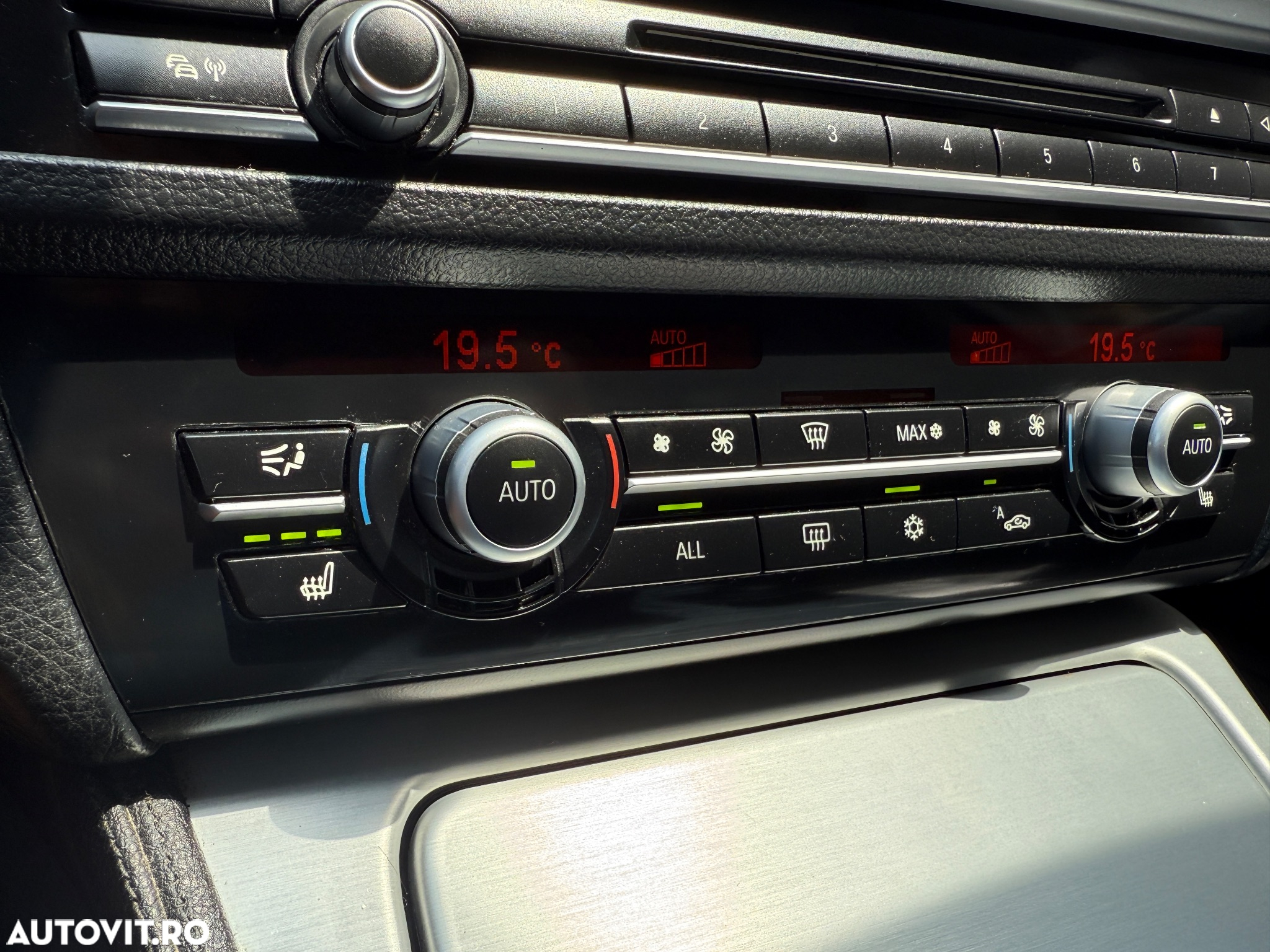 BMW Seria 5 520d xDrive - 6