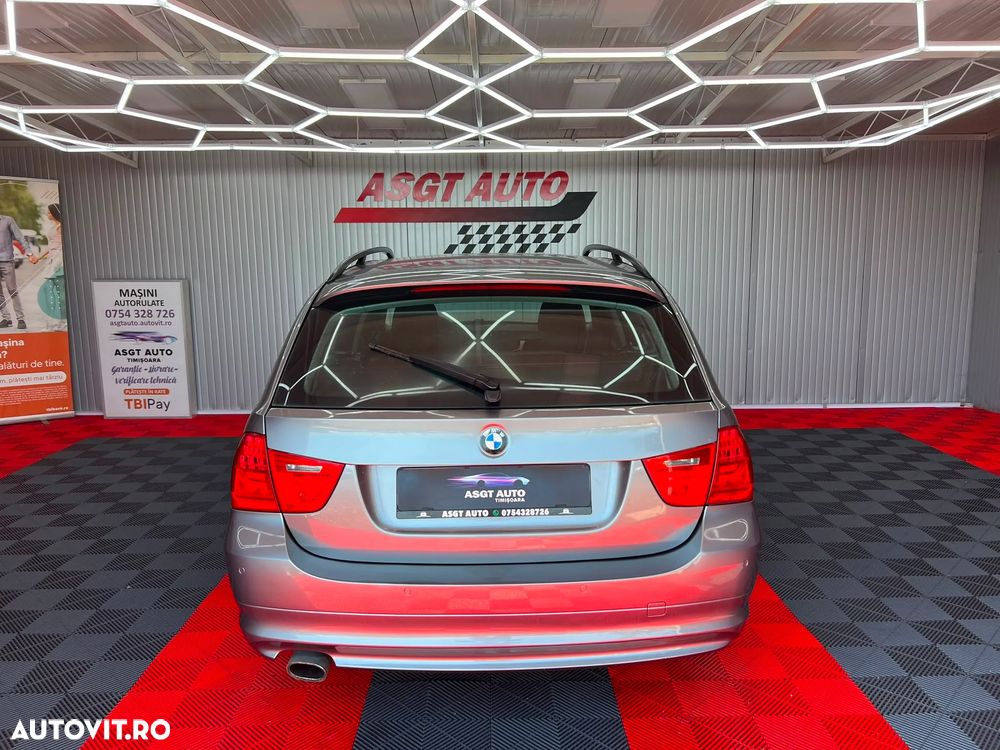 BMW Seria 3 320d xDrive DPF Aut. - 7
