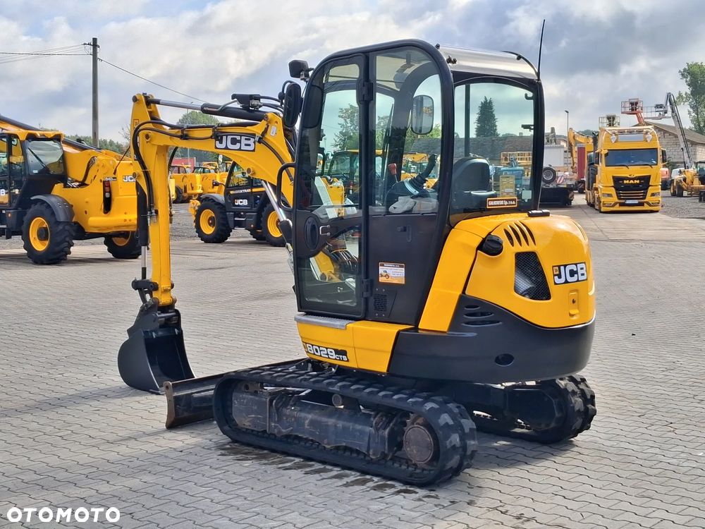 JCB 8029 CTS / 8026 - 3