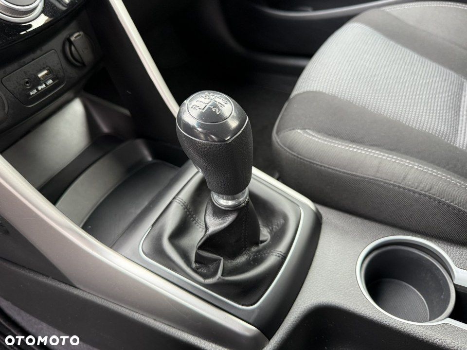 Hyundai i30 1.4 Premiere Comfort - 25