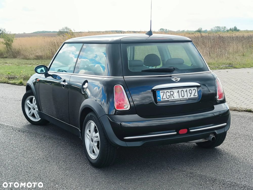 MINI ONE - 4