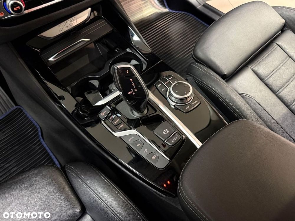 BMW X3 xDrive30e M Sport - 30